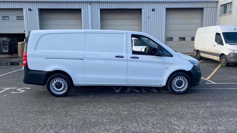 Mercedes-Benz Vito L3 Diesel Rwd 116CDI Progressive Van 9G-Tronic